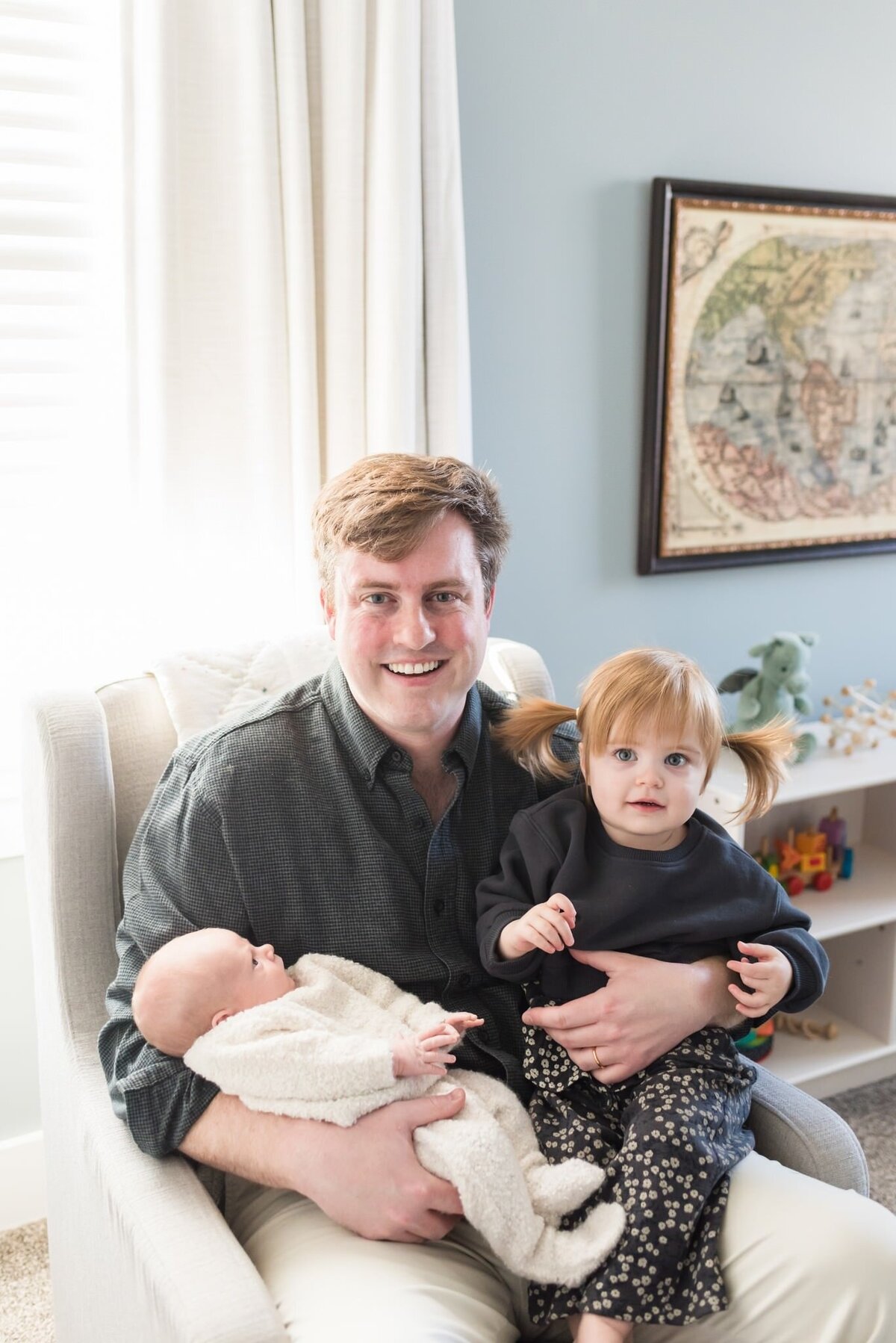 In-home-newborn-photography-lifestyle-session-Nashville-TN (3)