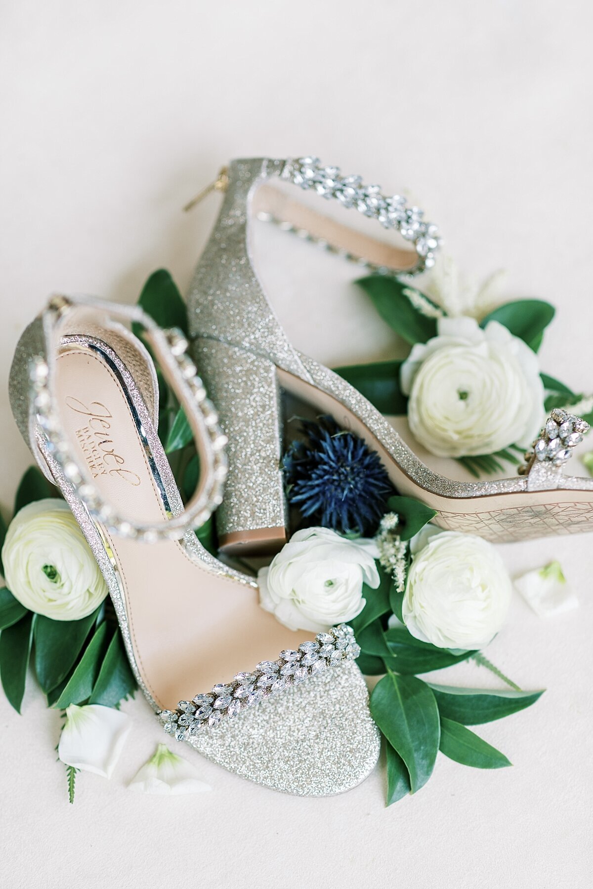 floral bridal details sparkly bagdley mischka