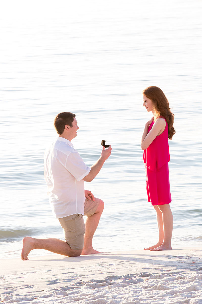 1017tonyamalayphotographybeachengagementportrait