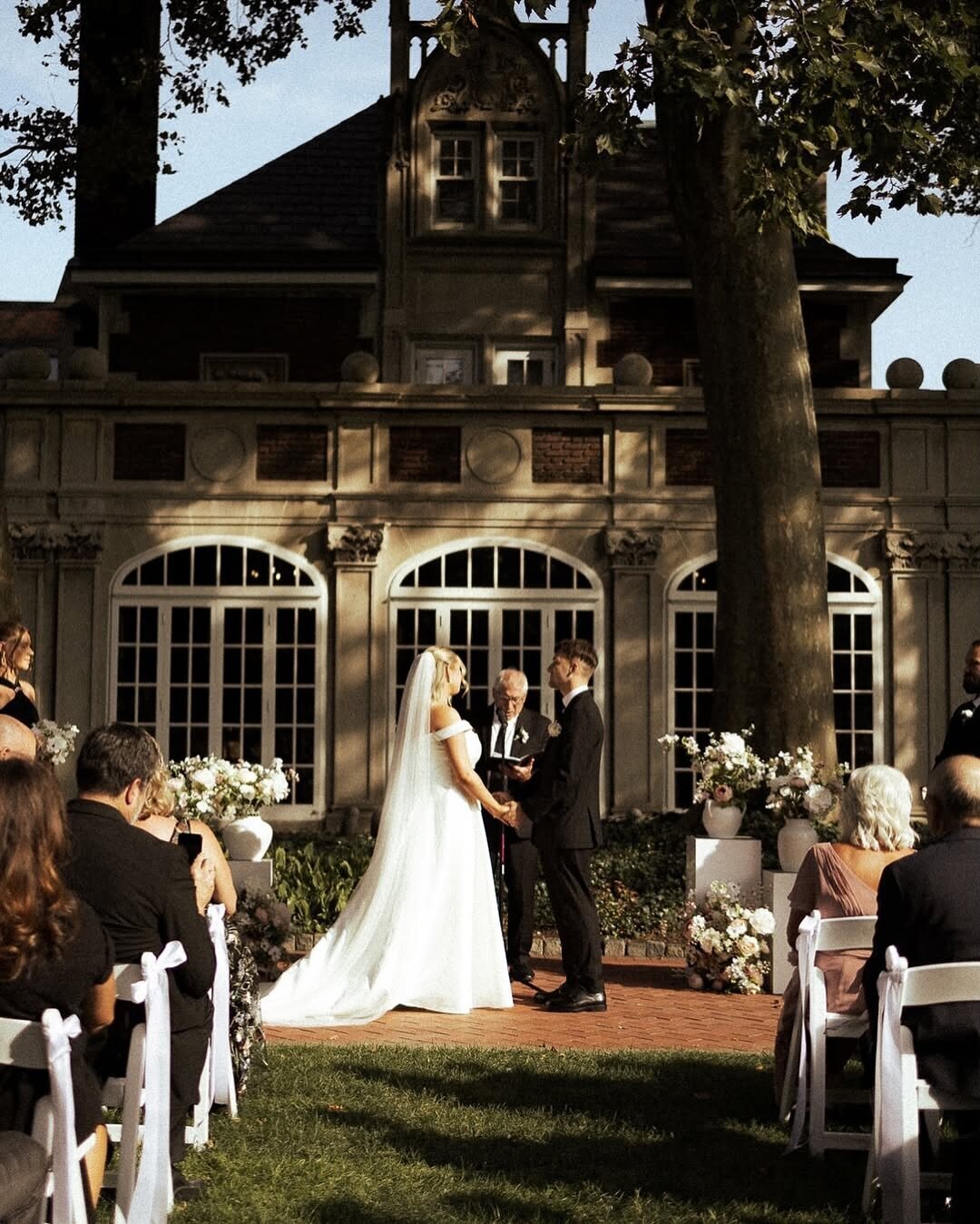Amanda & Nate captured by @timelessbyemma - @emmabellefischer (4)