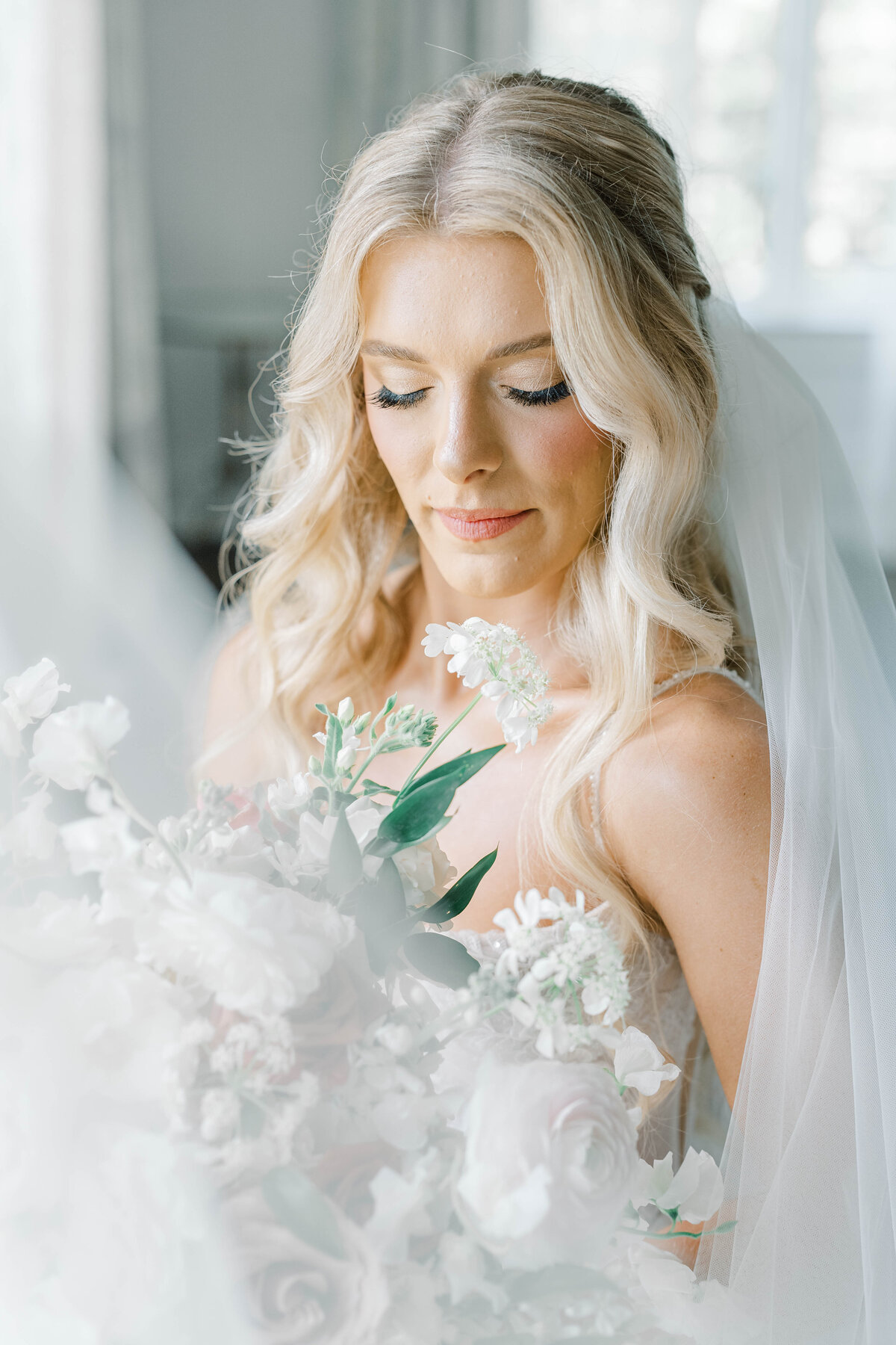 Caitlyn_and_Joe_Sneak_MTA-55