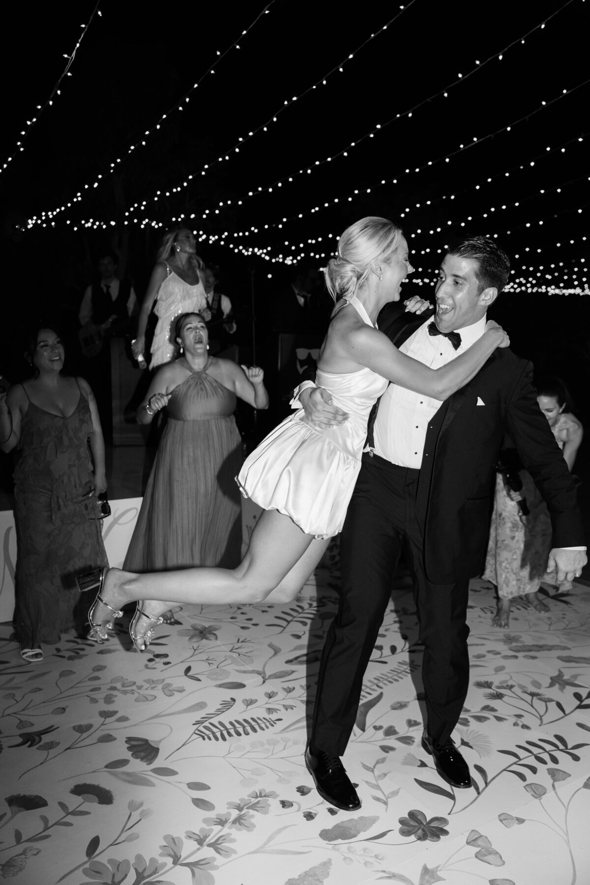 MeganandWill_14.4ReceptionFormalities-160