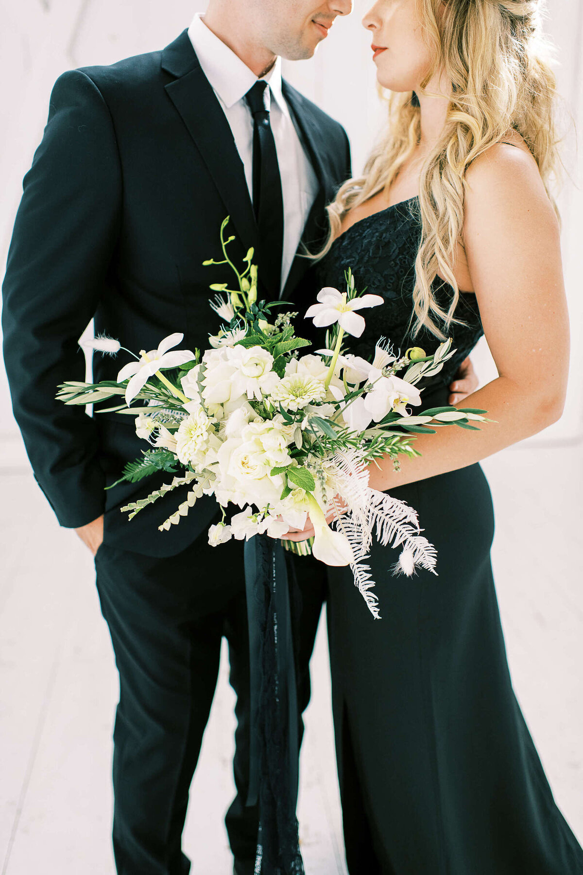 02 The White Sparrow Barn North Texas Engagement Kate Panza Photography Laura Lee and Justus