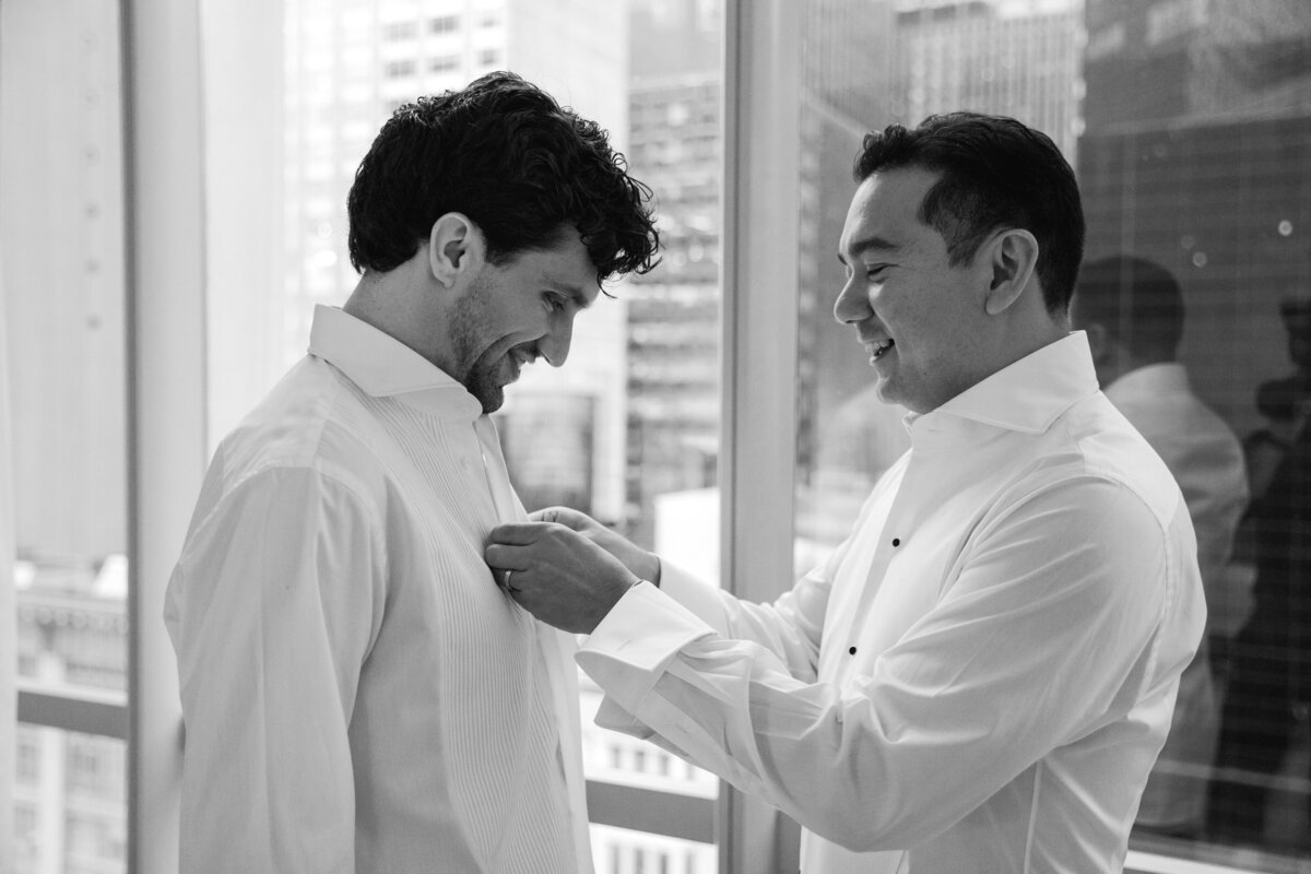 2022_manhattan-romantic-winter-gay-wedding-adam-griffin-photo-3