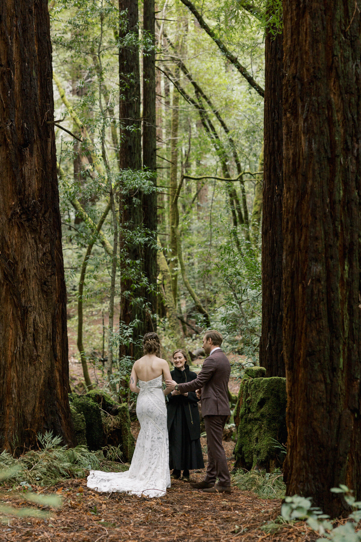 the-pelicann-inn-muir-woods-wedding-olive-and-oath-27