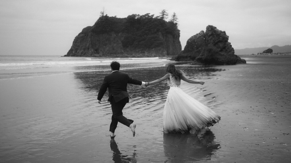 the_chaffins_international_destination_wedding_elopement_photography_photographers_sammie_chaffin_micah_editorial_adventure_engagement_photos52