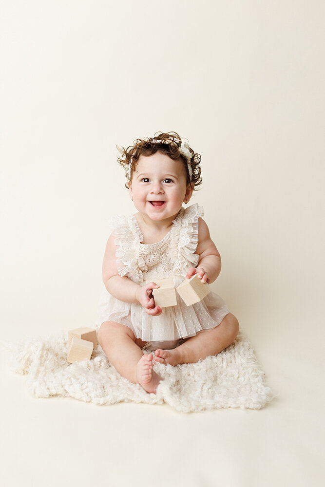 milestonebabygirlsmilesincream