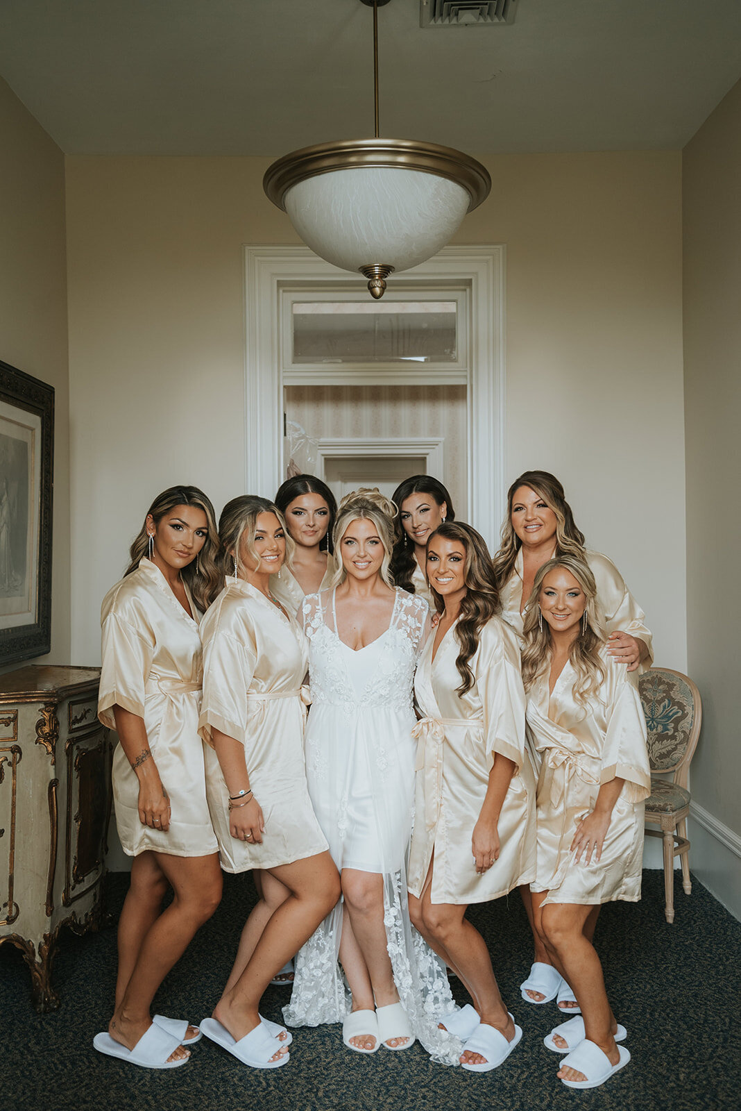 MODERN-GARDEN-MANSION-SUMMER-WEDDING-LINDSAY-BESNIK_PHOTOS_BY_MARIA_B_LUNG_0039