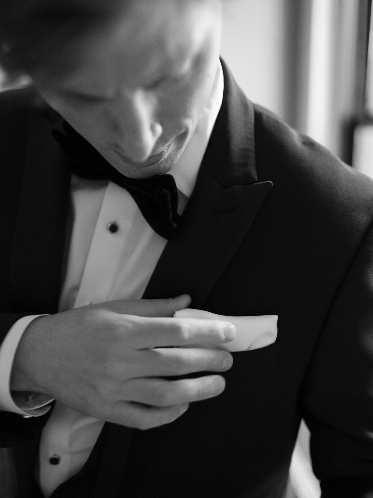 best-seattle-wedding-photographers-the-tenneys-at-washington-athletic-club-14