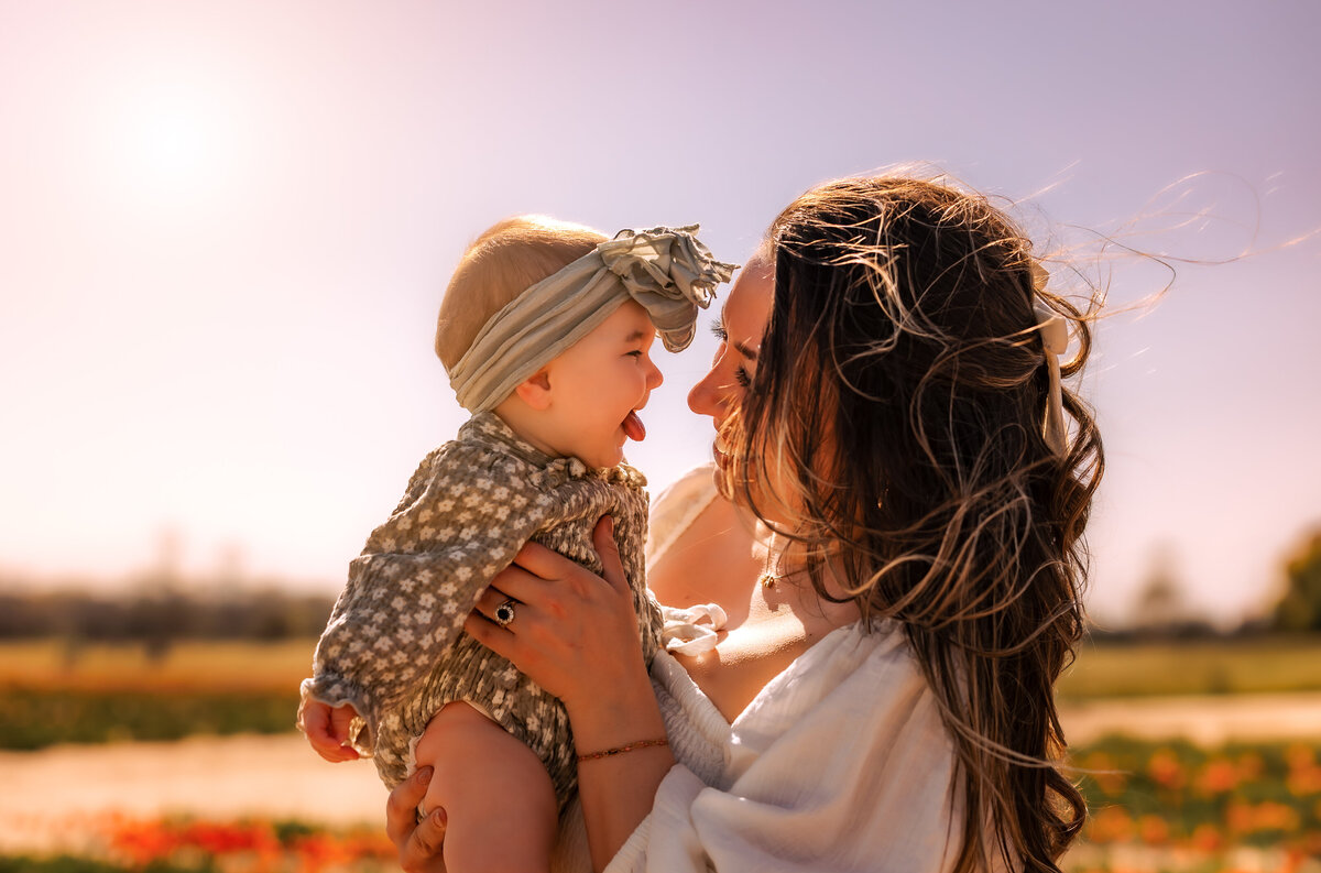 Natelie Varela - Tulip Mini Session-11