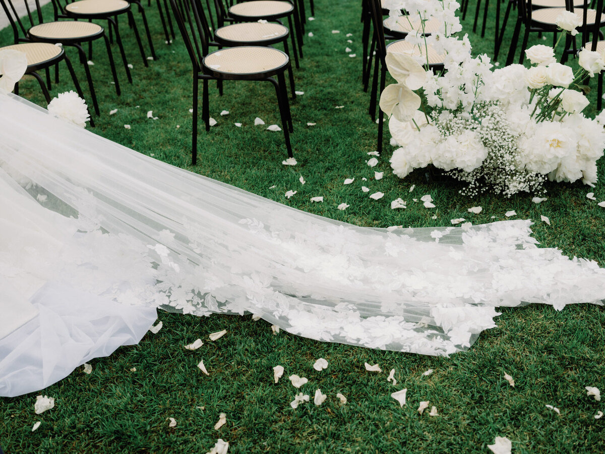 caruso-belmond-hotel-amalfi-coast-ravello-wedding-09-veil-florals-chairs-jenny-fu-studio