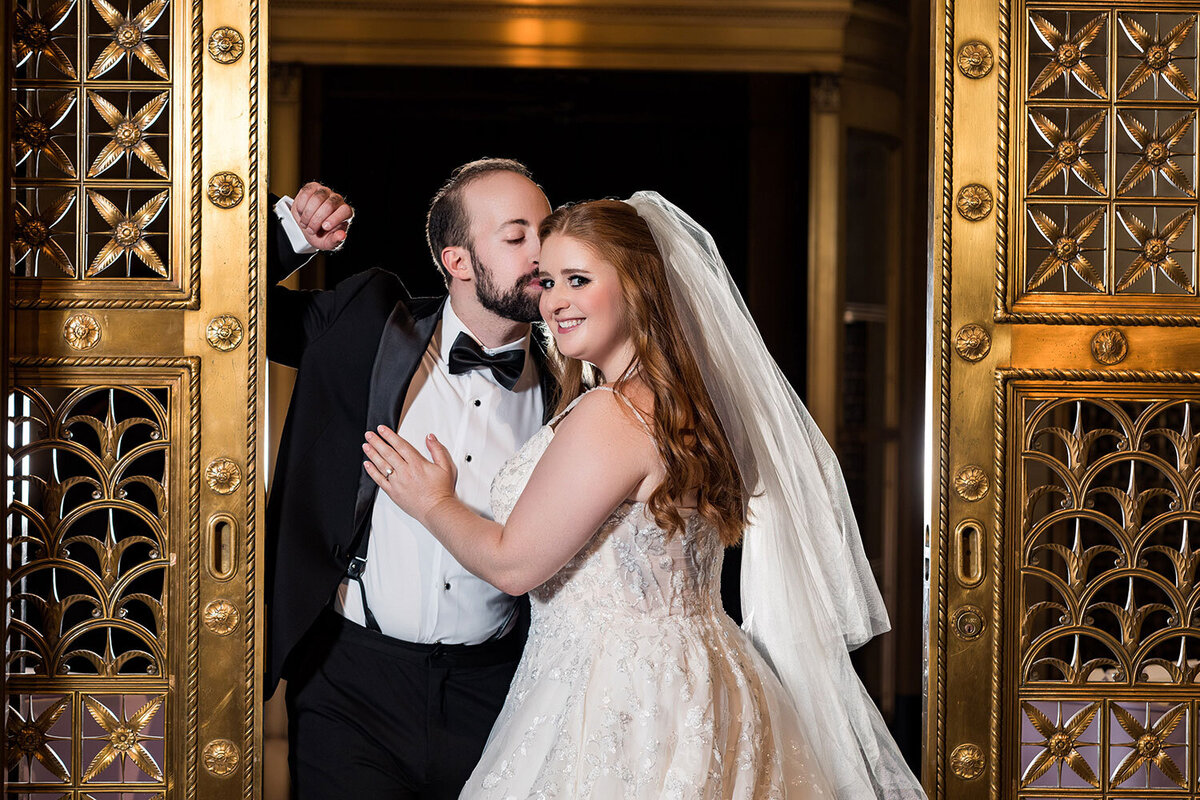 emma-cleary-new-york-nyc-wedding-photographer-videographer-wedding-venue-gotham-hall-3