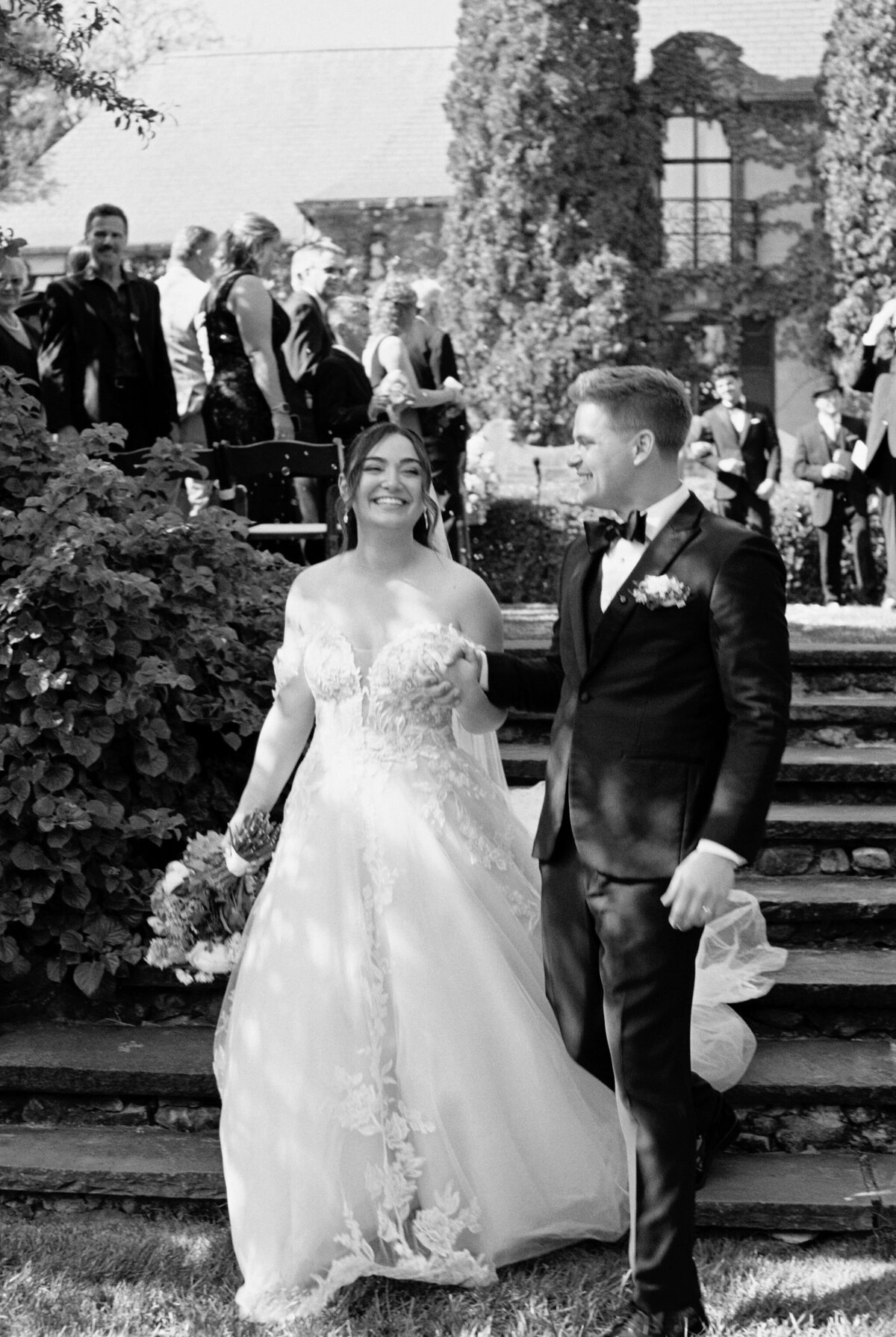 Maria + Grant + Truvision Studios 209