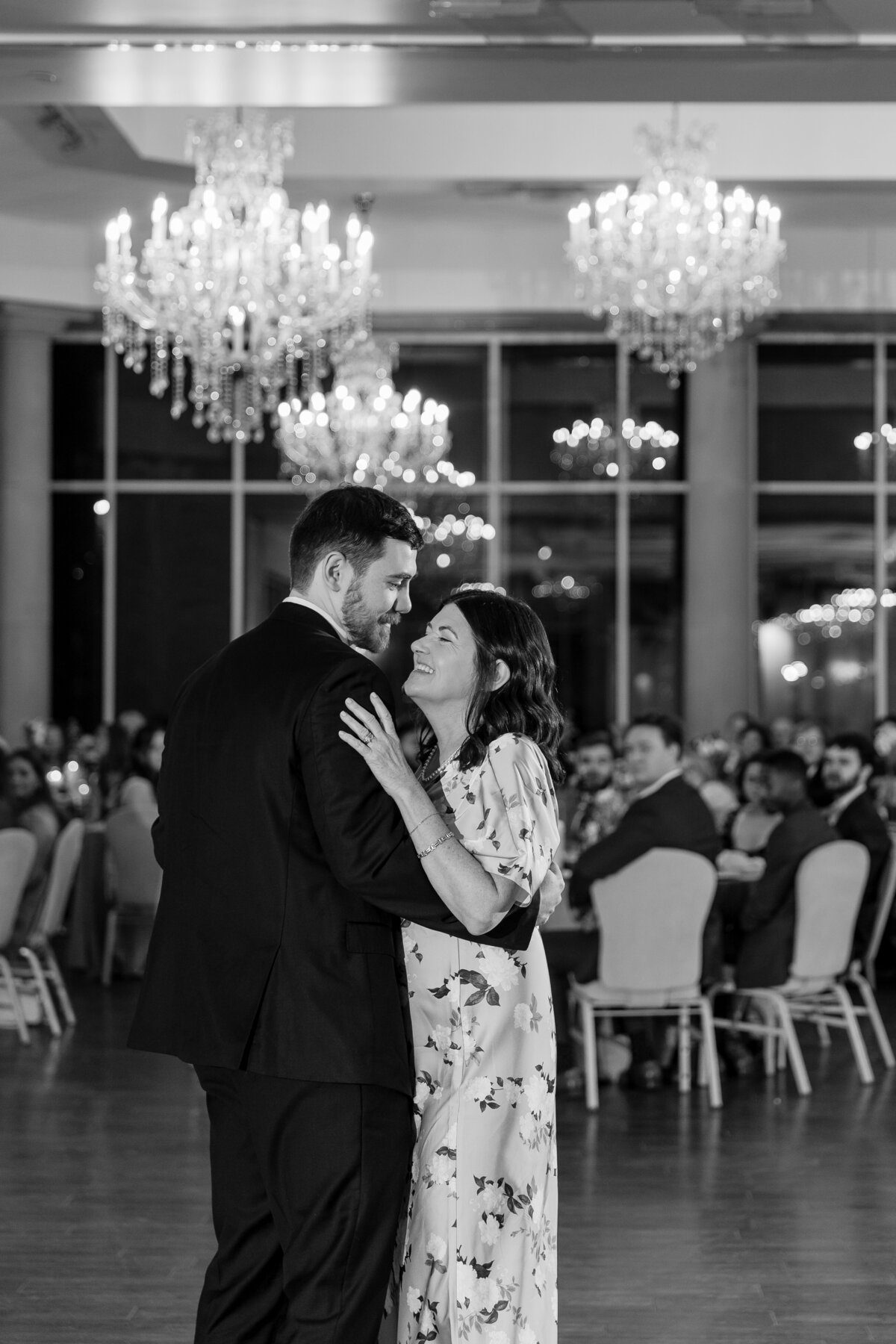 Ashton-Gardens-colorful-wedding-photographer-mcp-158