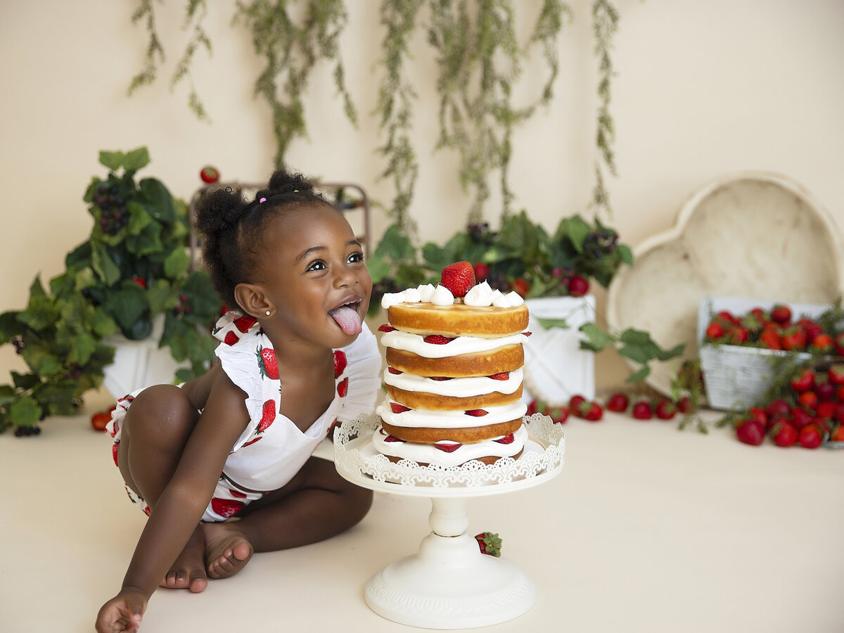 Saniyah cake 1