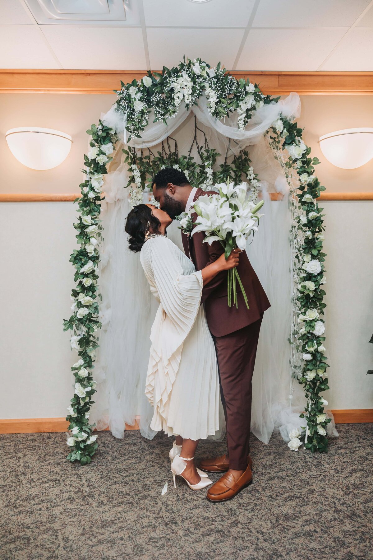 Elopement at St John County Courthouse Wedding Chapel, St. Augustine | St. Augustine Elopement Photographer