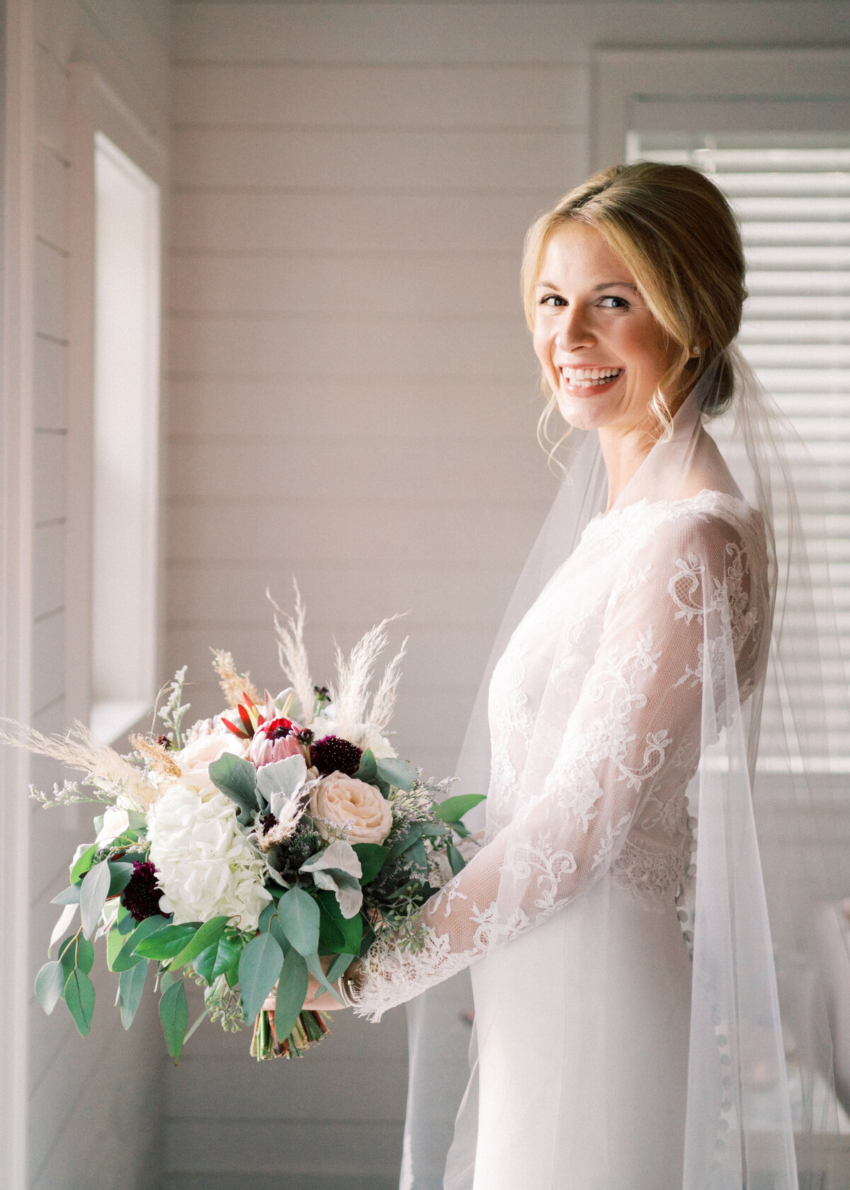 Bride at Runnymede Plantation in Charleston, SC