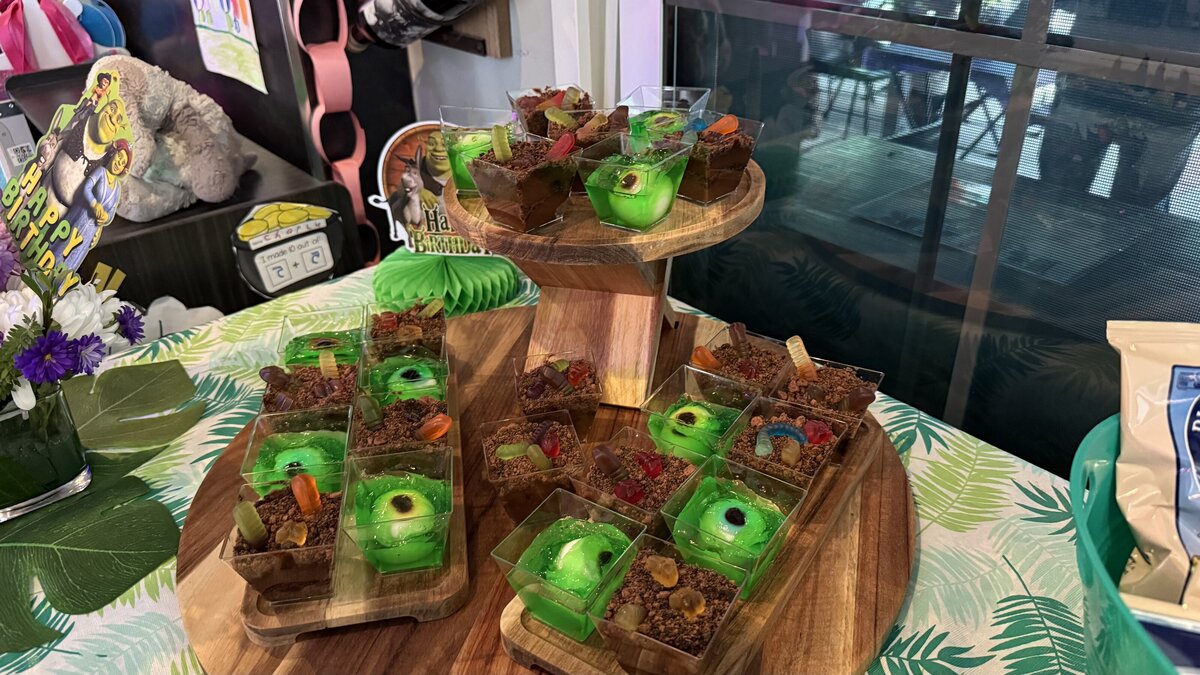 Shrek-Fiona-6th-birthday-charlie-cellar-to-sea-events-17