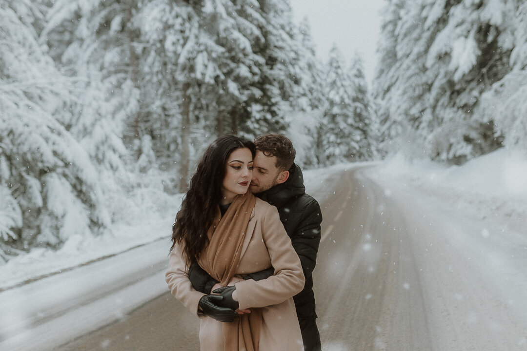 sance-photo-couple-hiver-chartreuse-chloelaydevant-13
