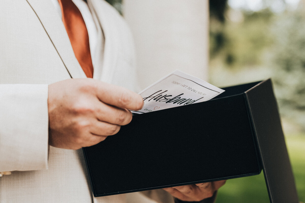 Blaire_Wedding_Sneaks-12
