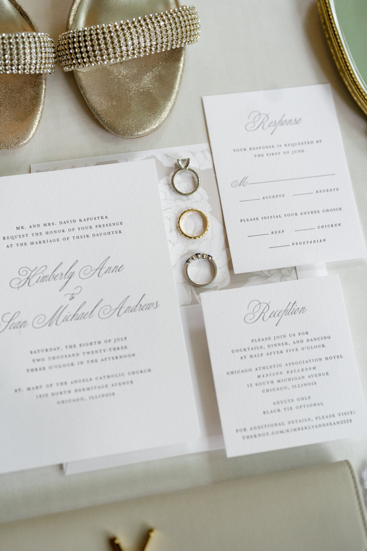 Aspen-Avenue-Chicago-Wedding-Photographer-Chicago-Athletic-Association-Simplicitee-XO-Design-Co-St-Mary-of-the-Angels-Church-Anomalie-Beauty-Timeless-Vogue-3