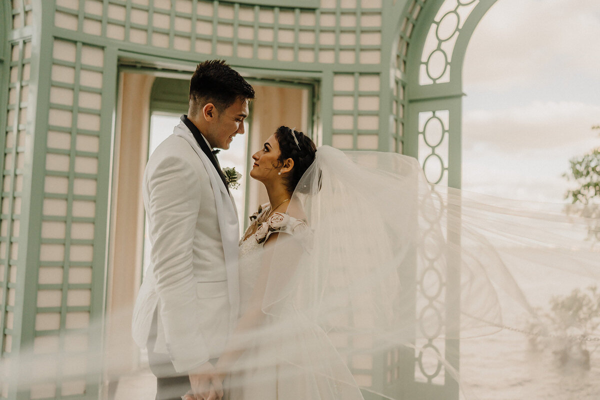 bride and groom florida beach wedding