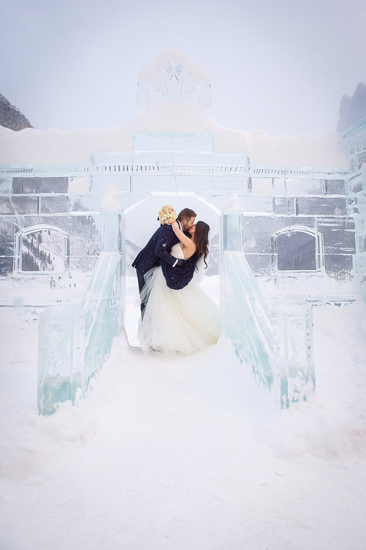 Wedding Photographer in London Ontario | One12 Photography9