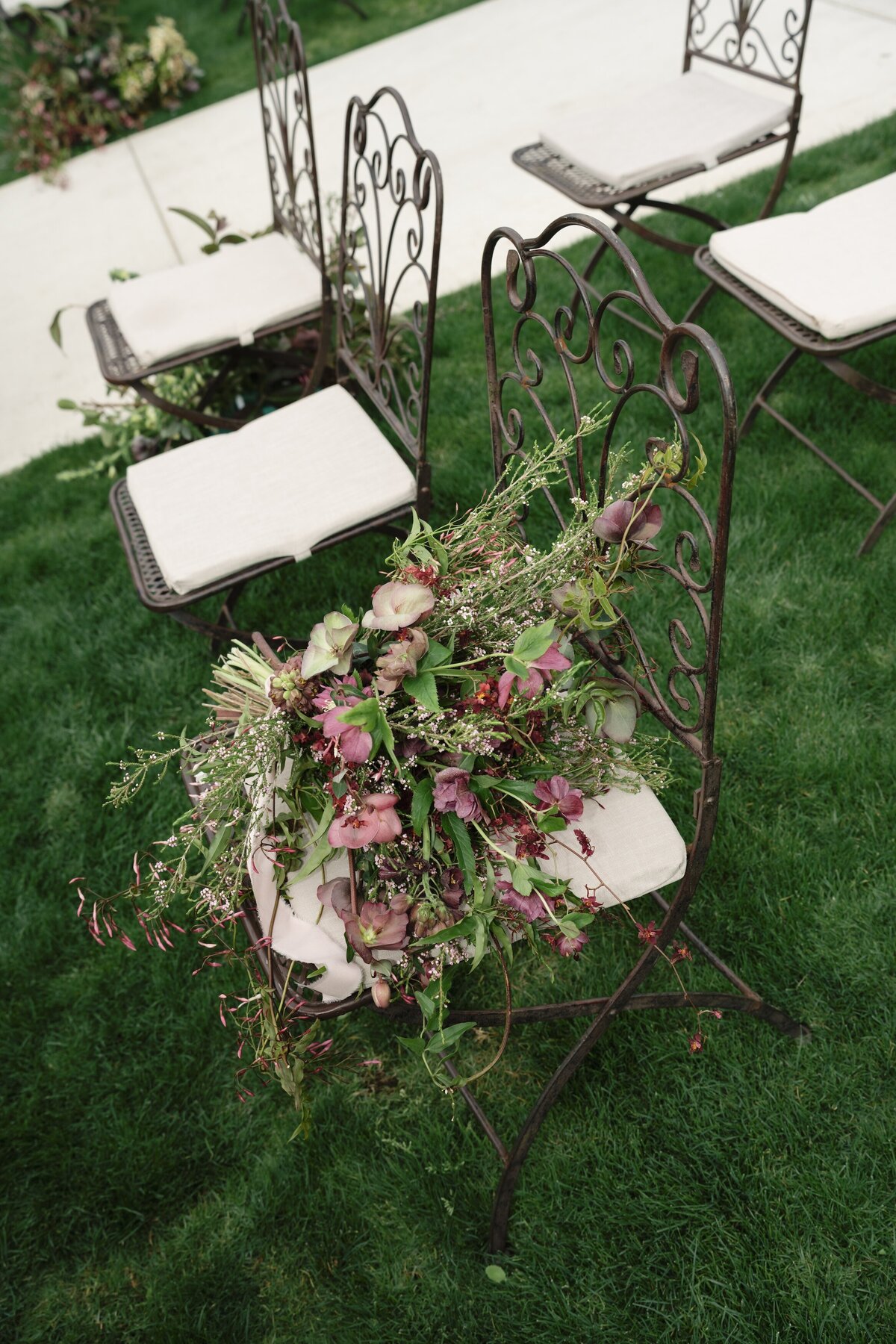 Jeune-Perche-Faye-Fern-Creative-MVFPortraits-Ceremony-Details-23