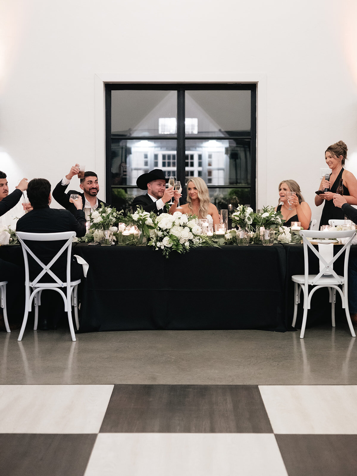 2025-10-11_DykesWeddingPreviews_MollyMurphyPhotography-104