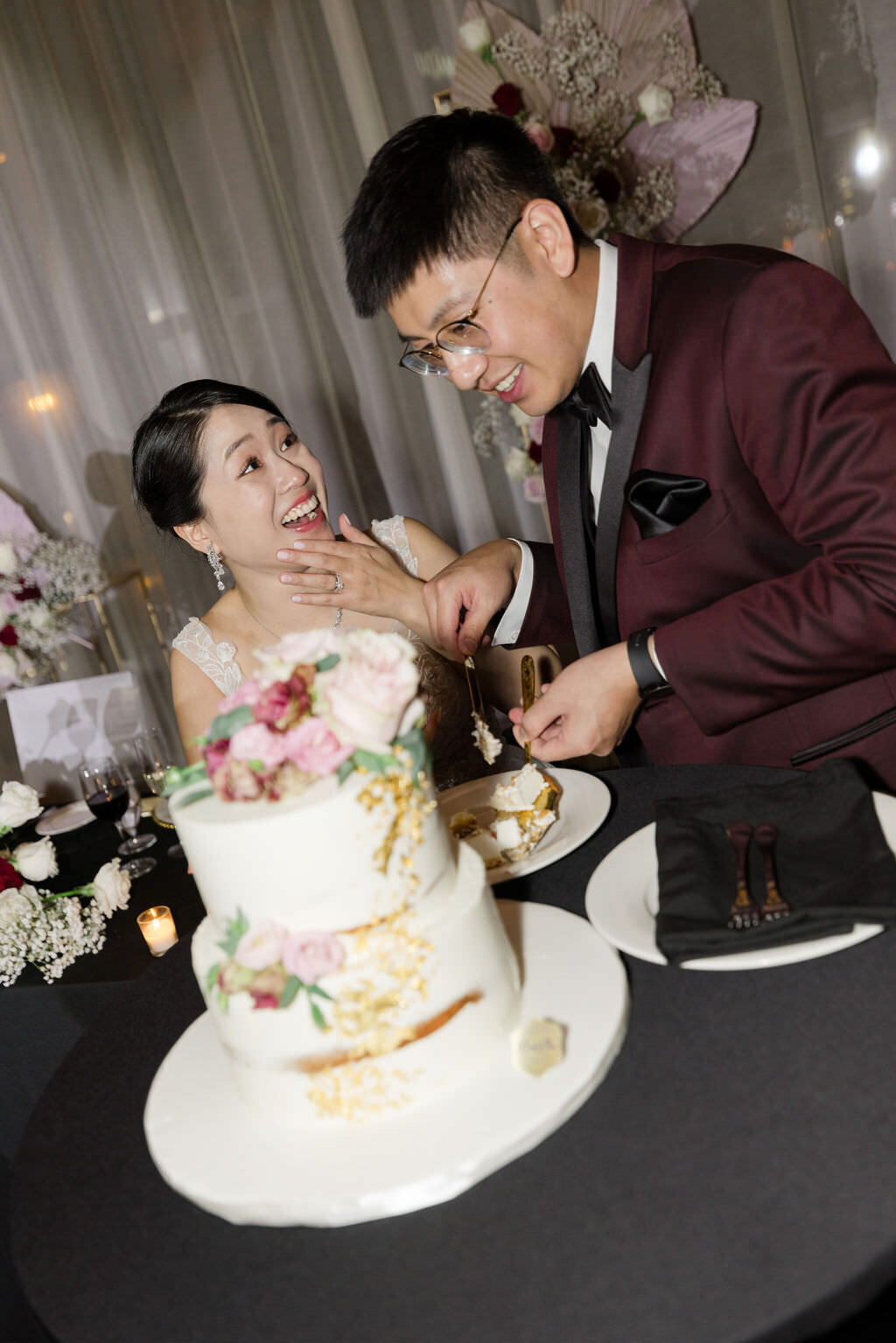 Honeyrose Hotel Montreal Wedding | montreal editorial wedding photographer | luxury moment photography-0966