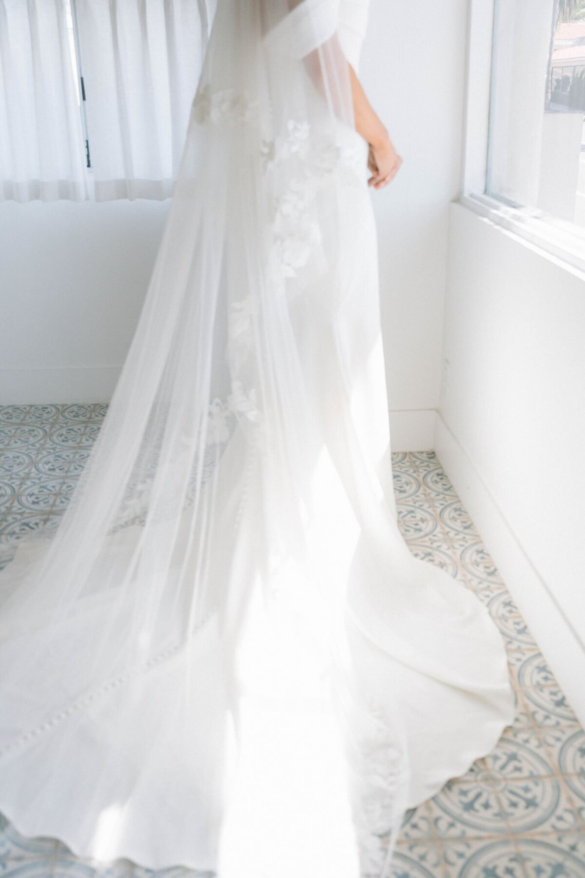 pretty-palm-leaf-event-co-caroline-and-phillippe-wedding-12