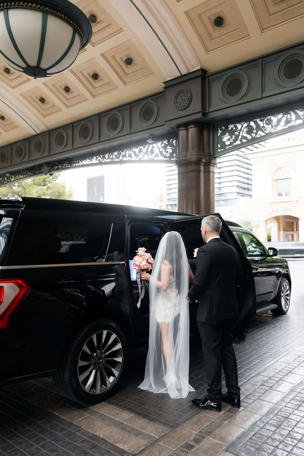 49_riskyexposure_las-vegas-elopement-photography