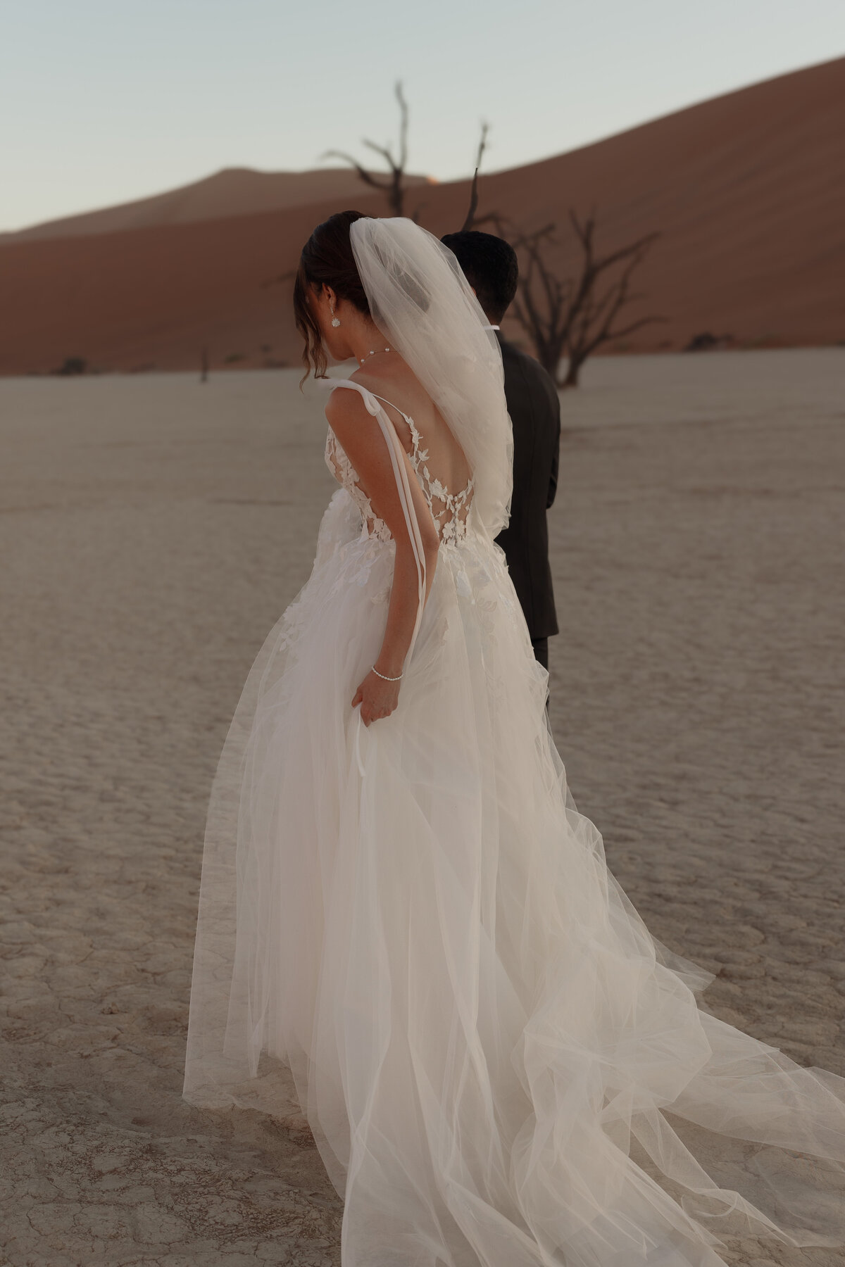 Zhila Ziad Nuri Elopement Wedding Sossusvlei Namibia Africa Heleen Photography-103