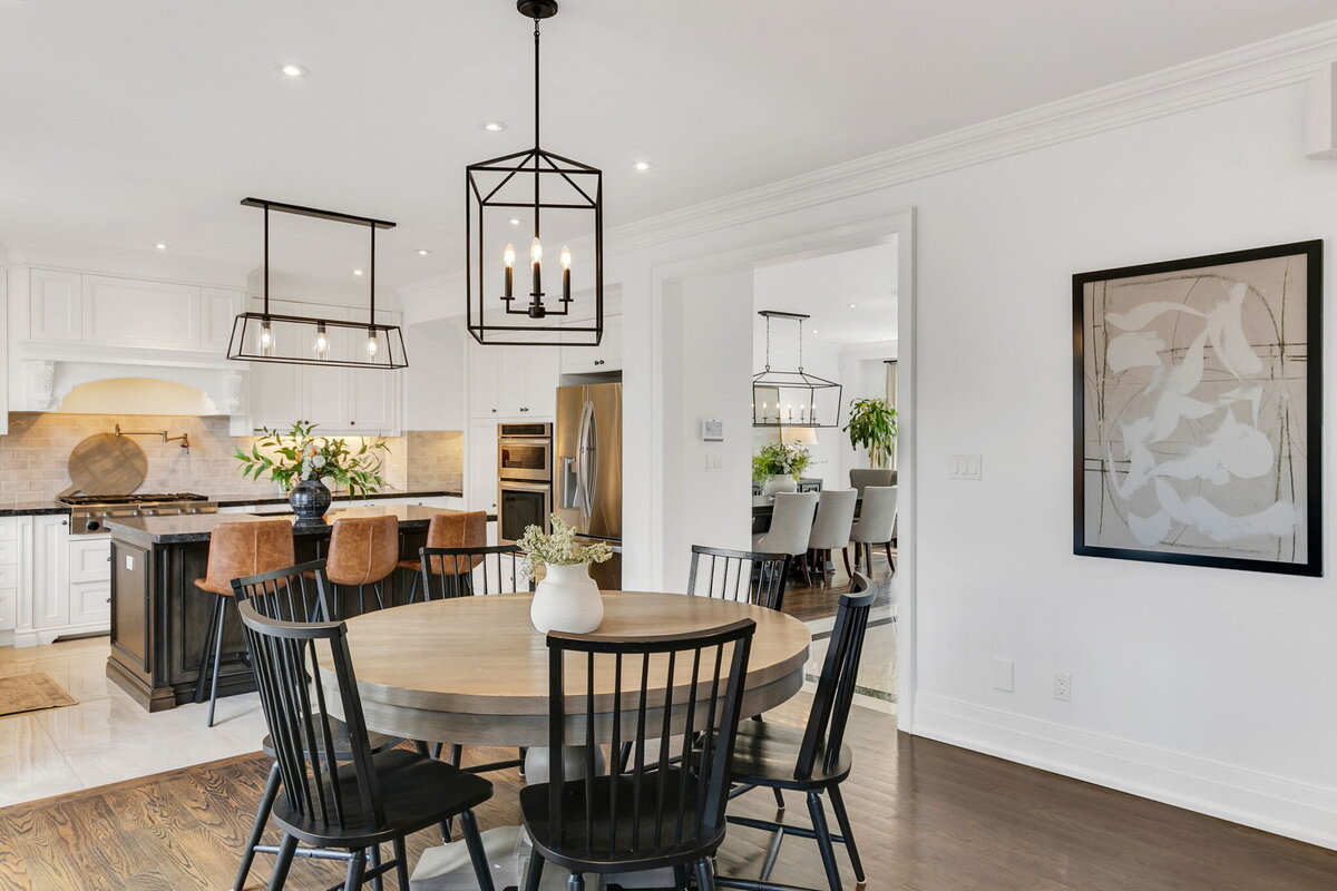 33-web-or-mls-17_004_Breakfast Area