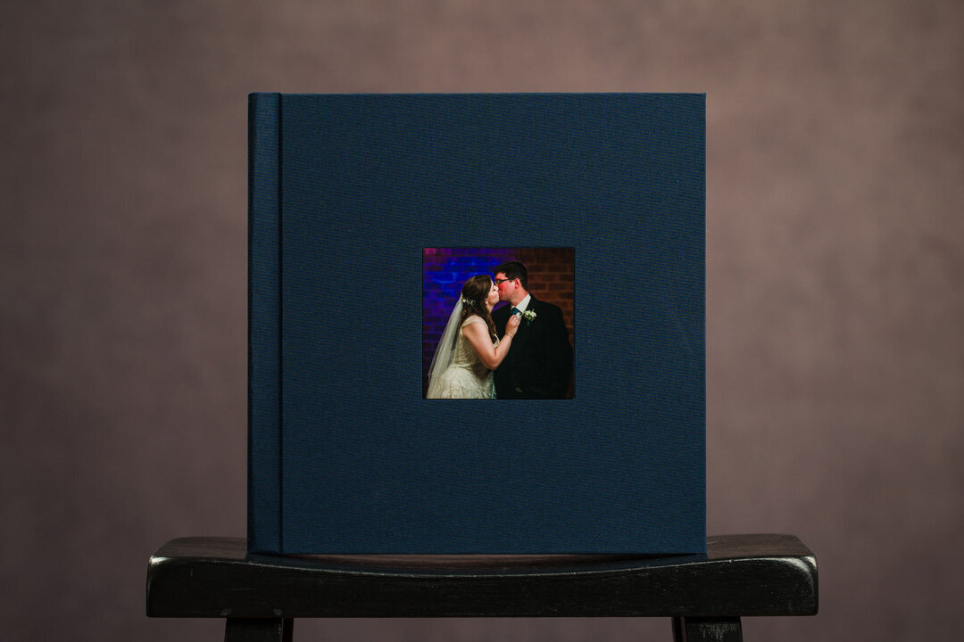 FoxBrazen_HeirloomWeddingAlbums004