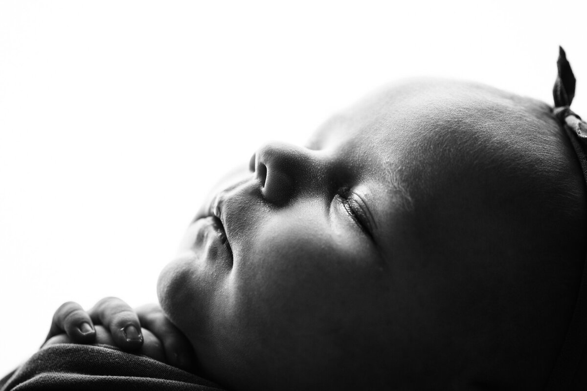 NW Arkansas newborn photographer, newborn photography near me, newborn portraits in NW Arkansas