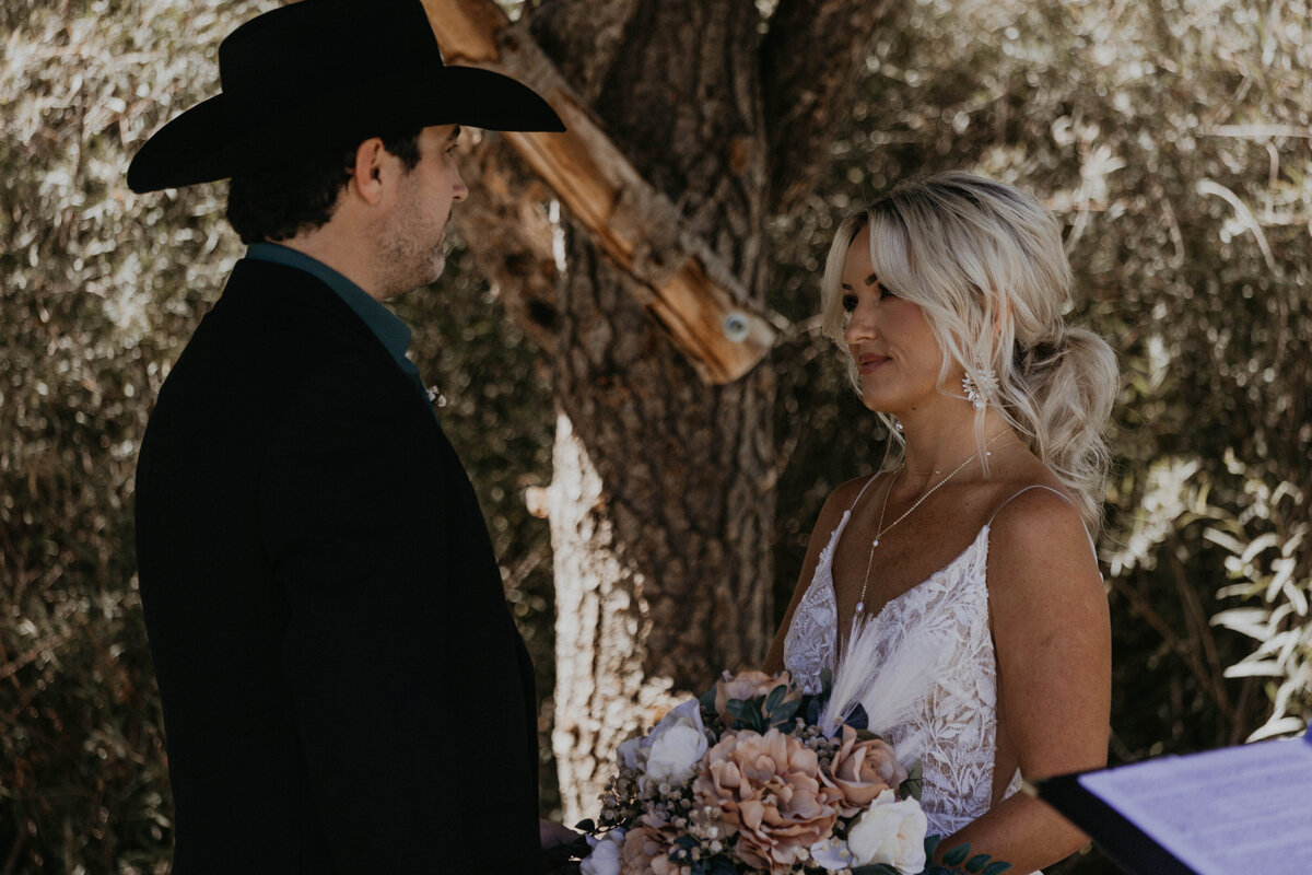 williams-lake-trailhead-elopement-taos-ski-valley-8
