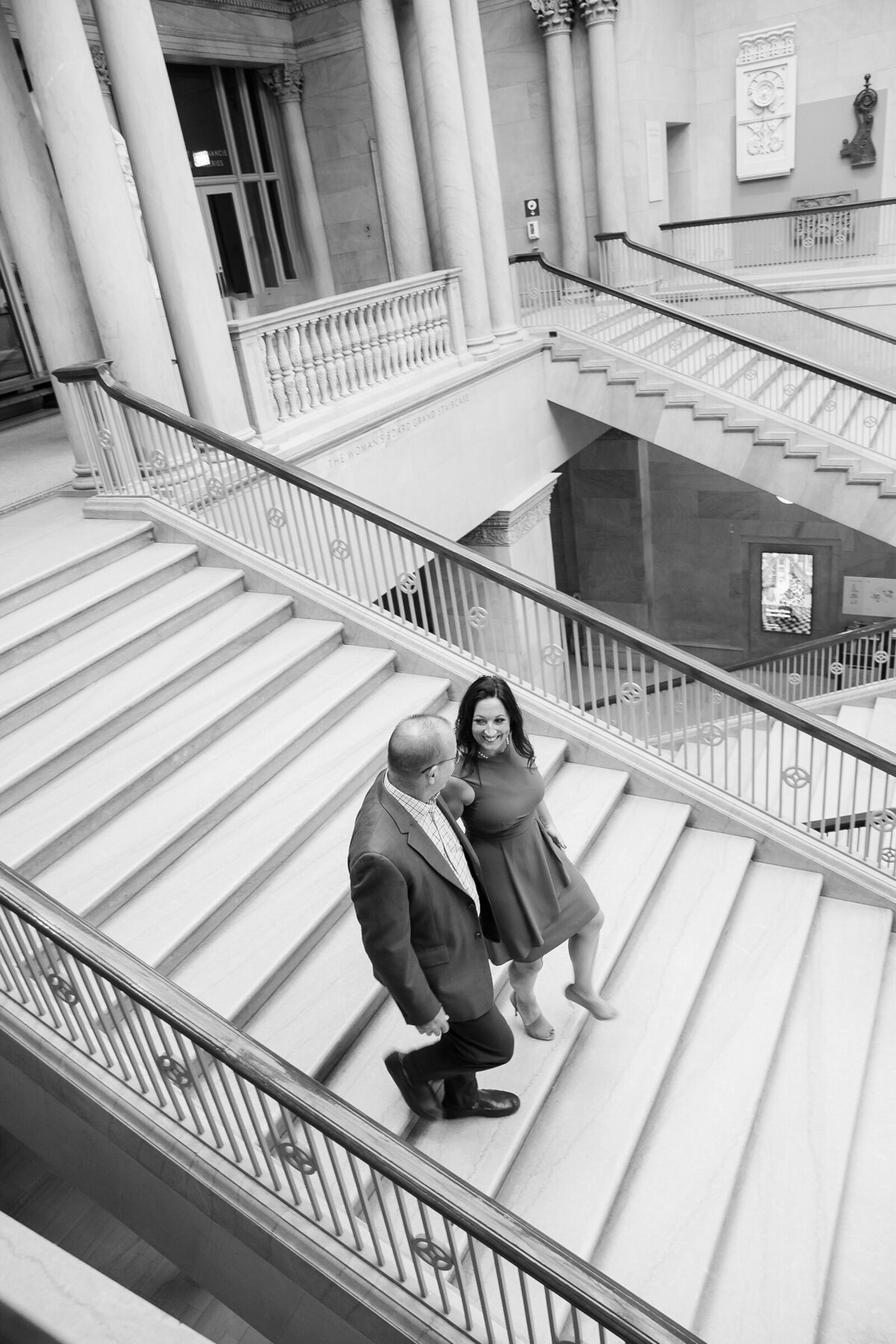 art-institute-chi-engagment-photos