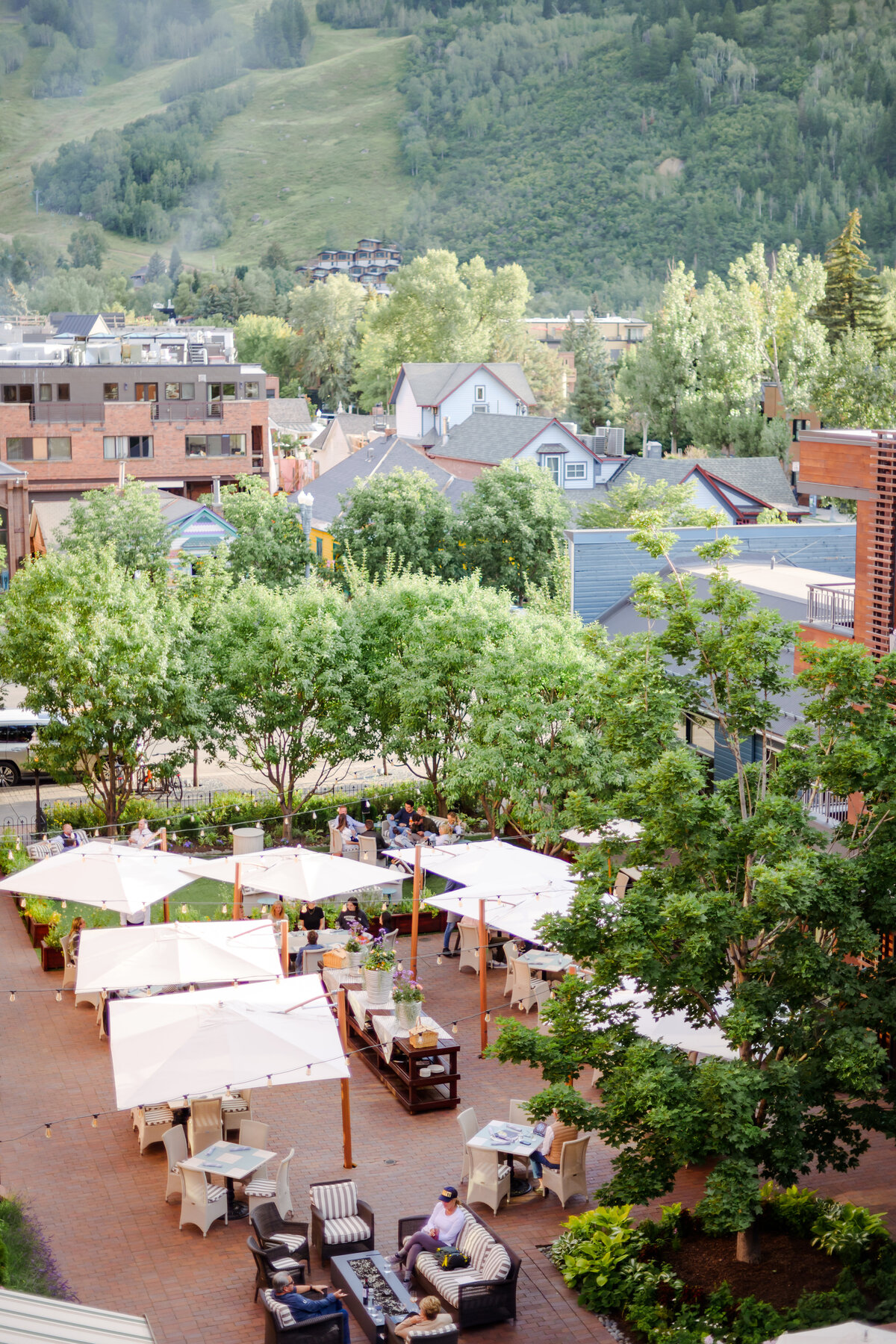 022-Hotel_Jerome_Auberge_Collection_Aspen_Event_Wedding_Planner_FAM_Aspen_Wedding_Photographer_MaggShots_Photography