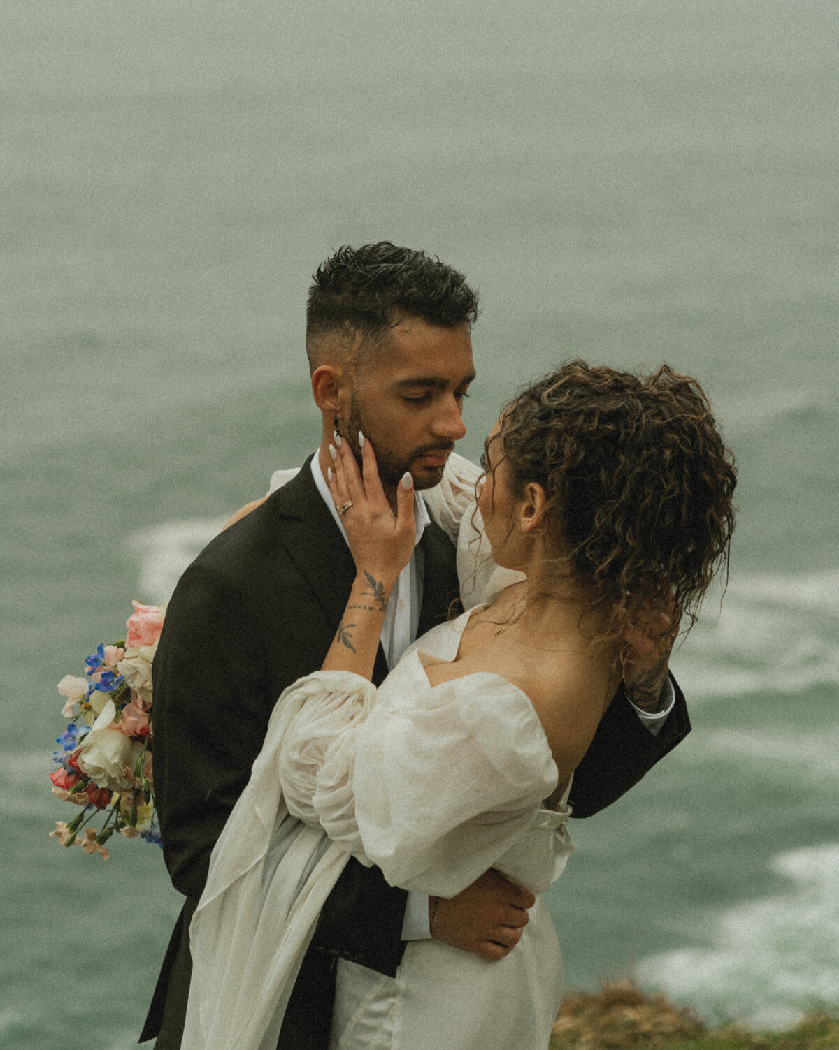 elopement oregon cliff - lizarrietaphotography-16