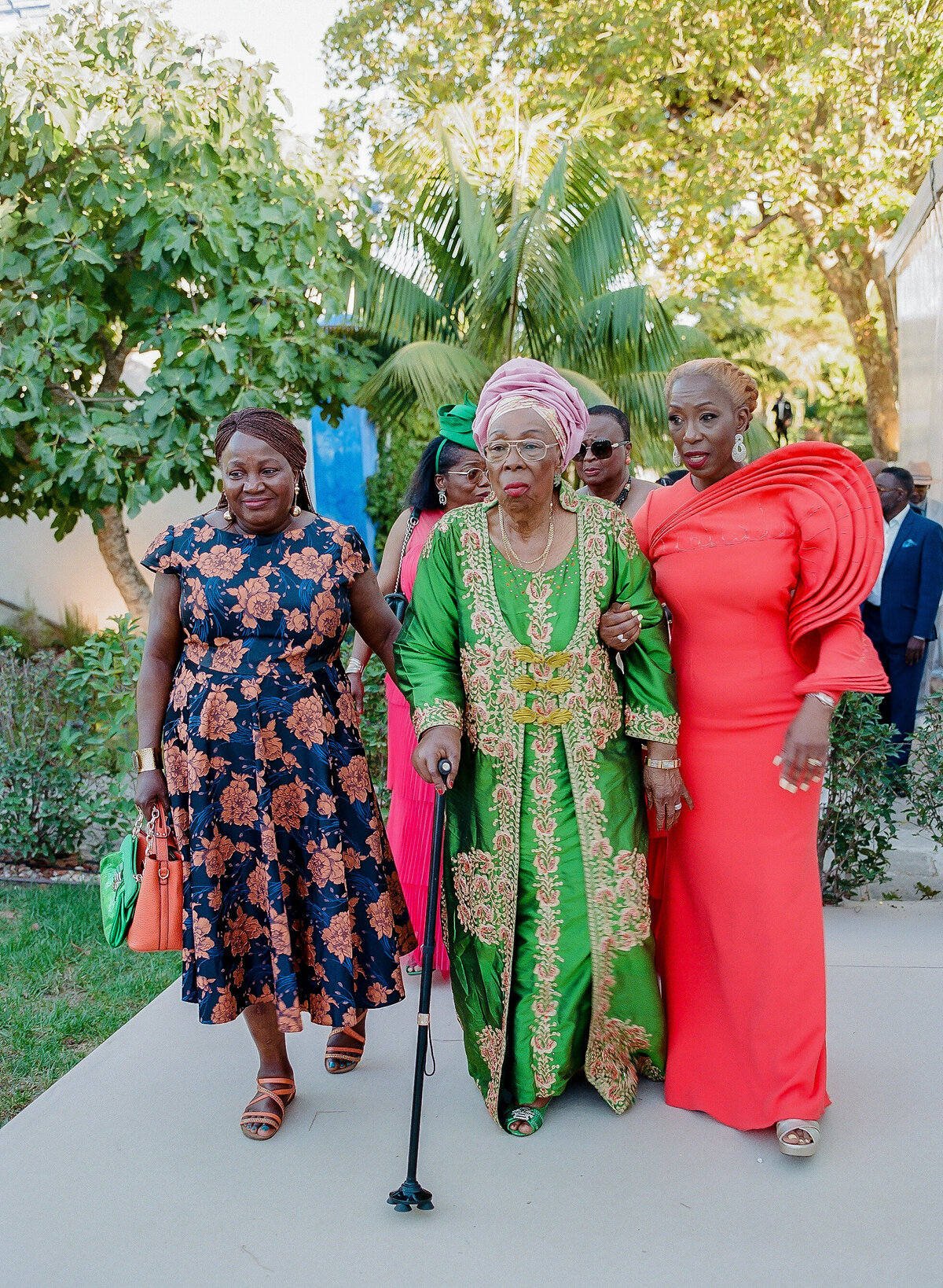 african grandmother attends wedding in Lisbon. Best Nigerian Photographer Mo Davis