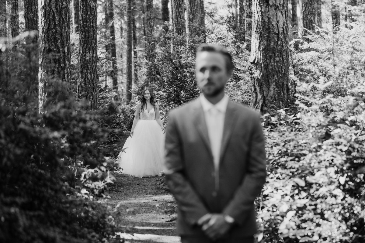 Seattle-Intimate-Backyard-Wedding-Seattle-Wedding-Photographer-8