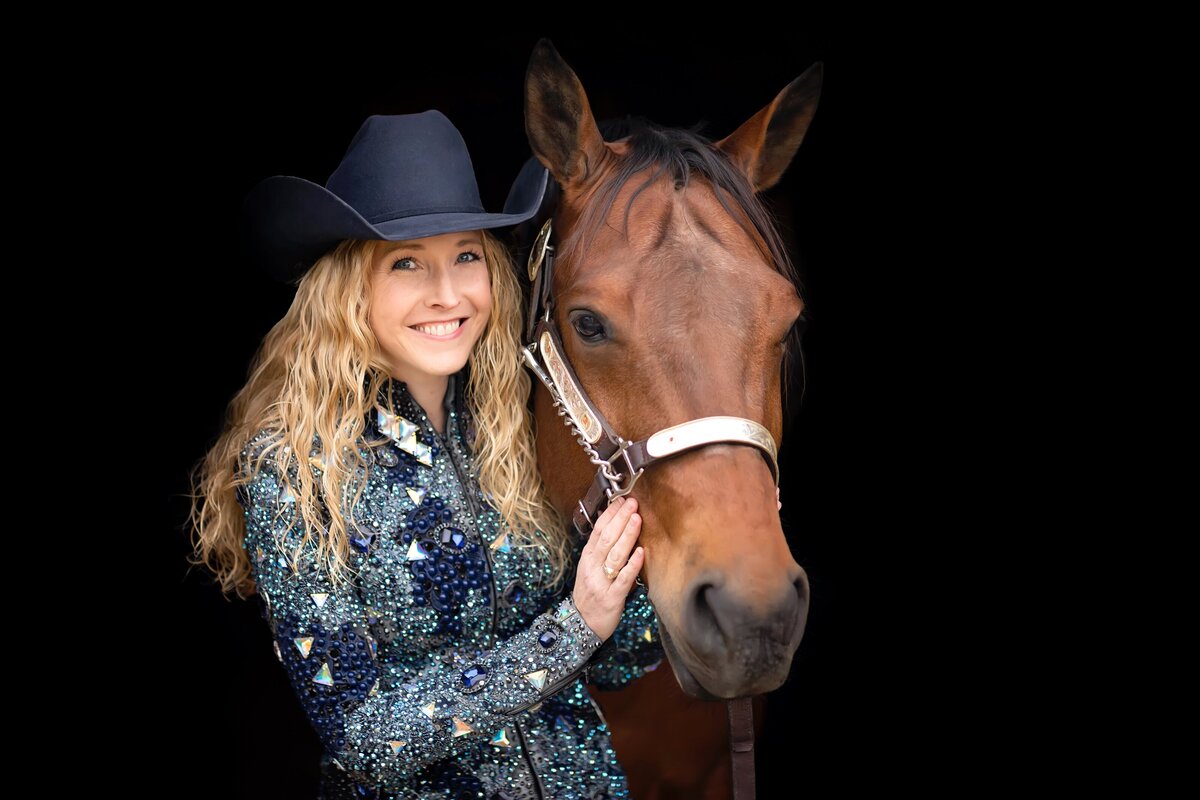 a-girl-and-her-horse-11