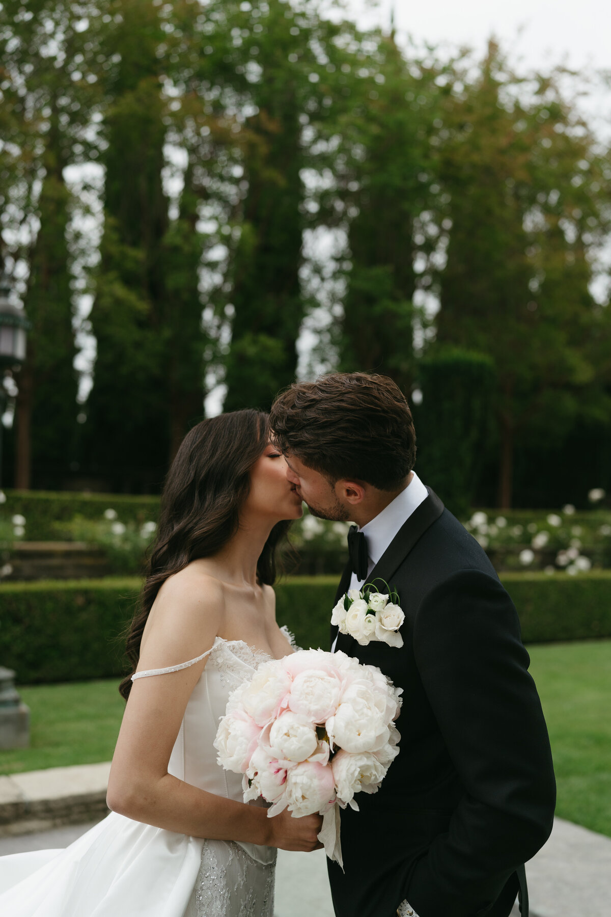 Luxury Beverly Hills California Wedding at Greystone Mansion and Gardens