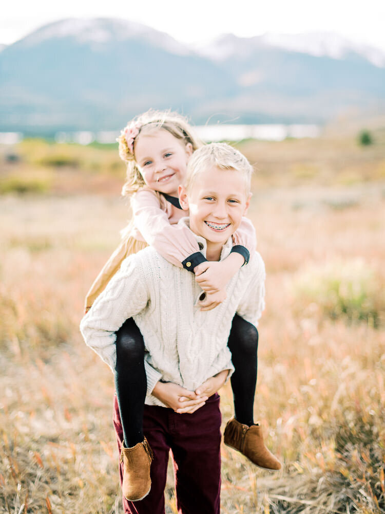 Colorado-Family-Photography-Fall-Color-Family-of-5-Keystone-Mountain14