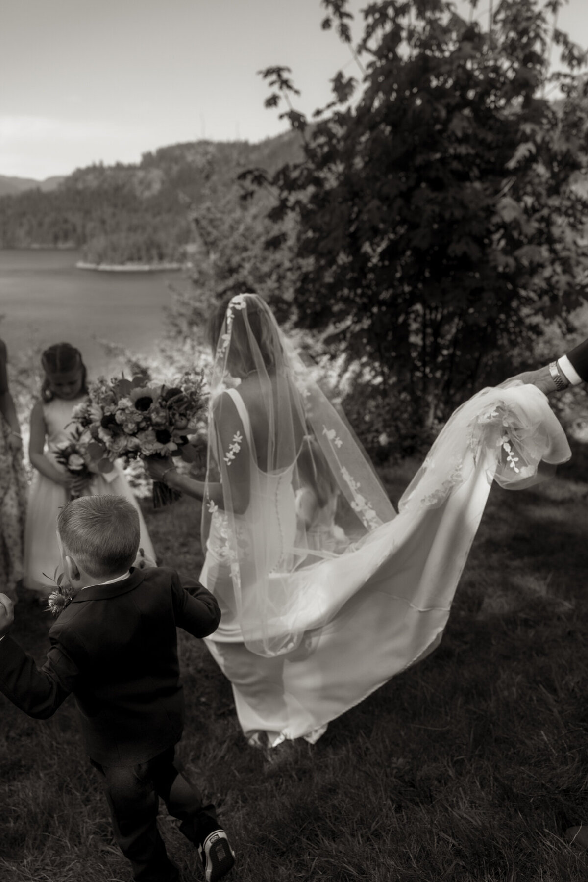 victoria-and-chester-west-coast-wilderness-lodge-intimate-wedding-chelsea-brown-photography-291