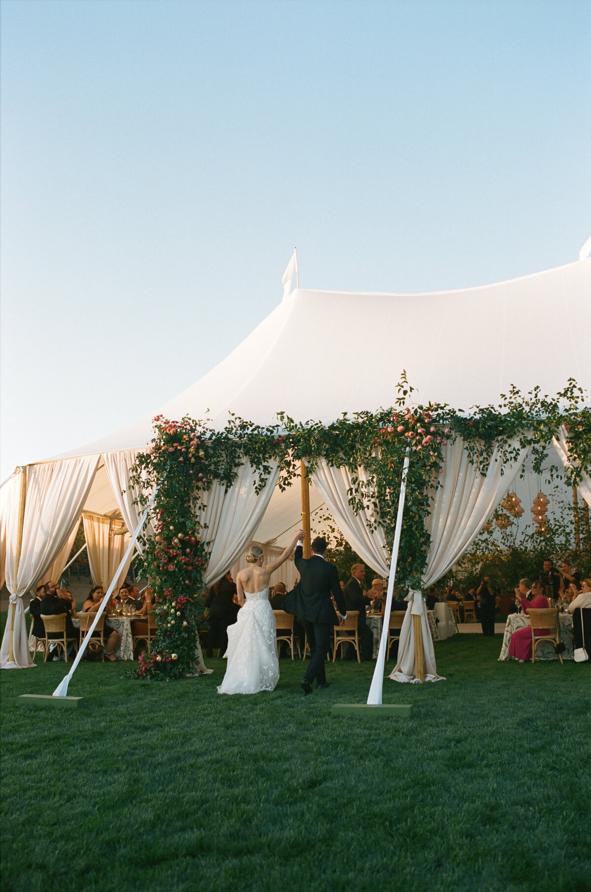 DT-2025-Celine & Gabe Highlights-73