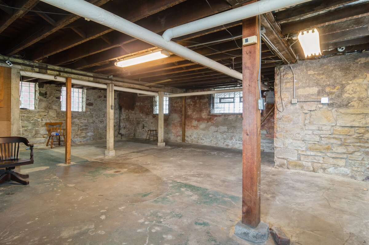 32 - Basement