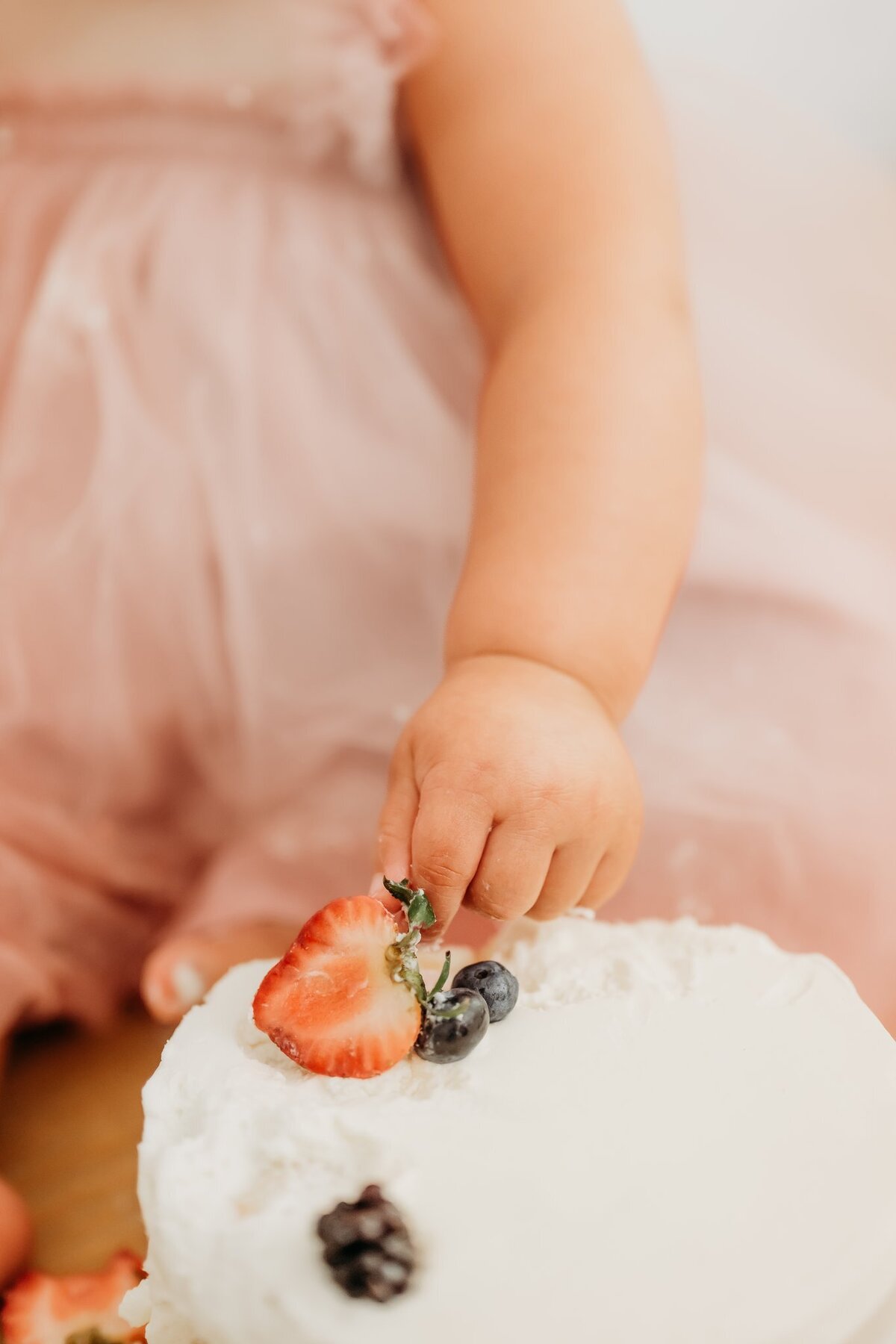 cake-smash-detail-shot