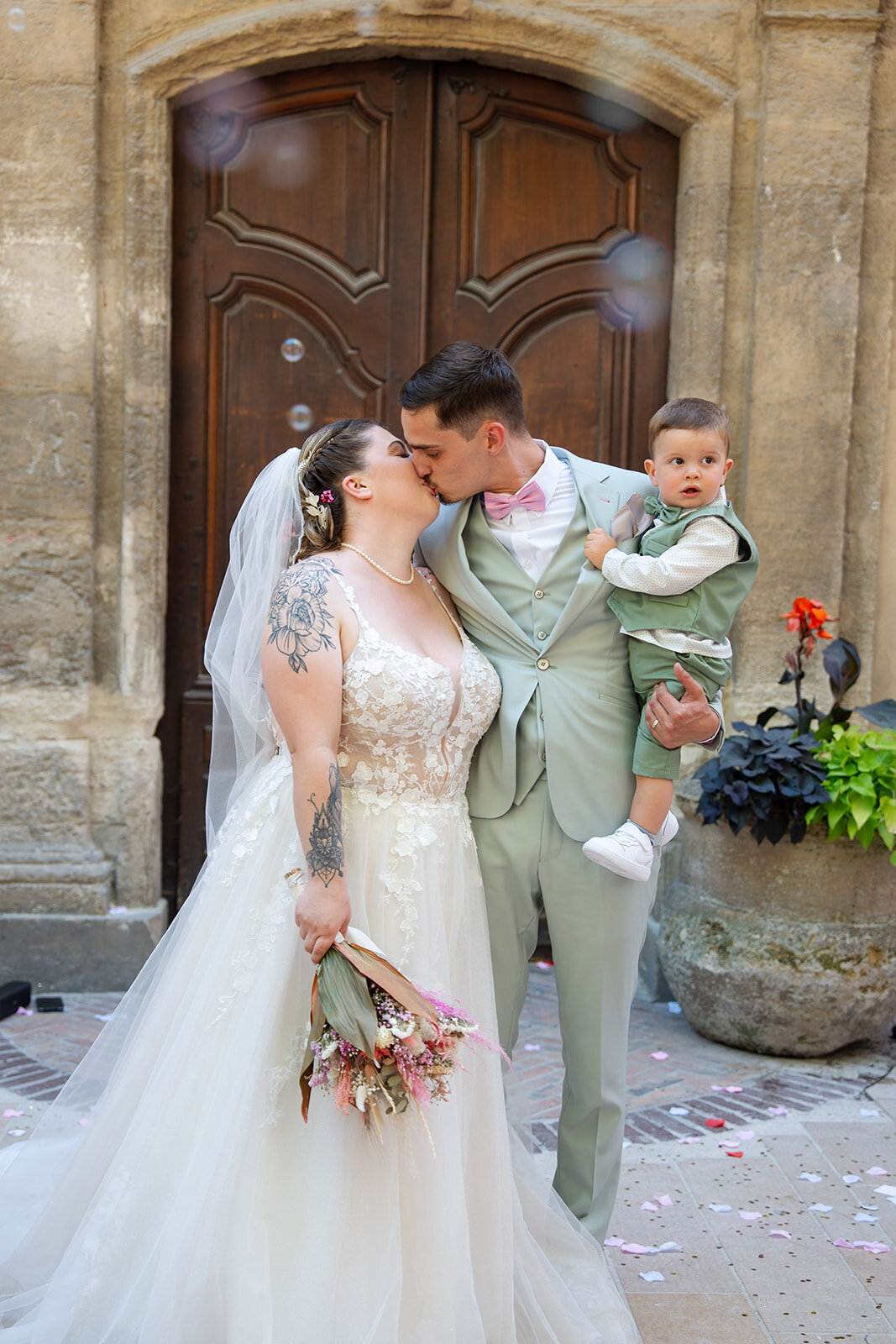 mariage-en-provence-couple-maries27